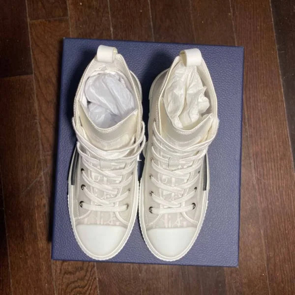 B23 League High – Oblique White